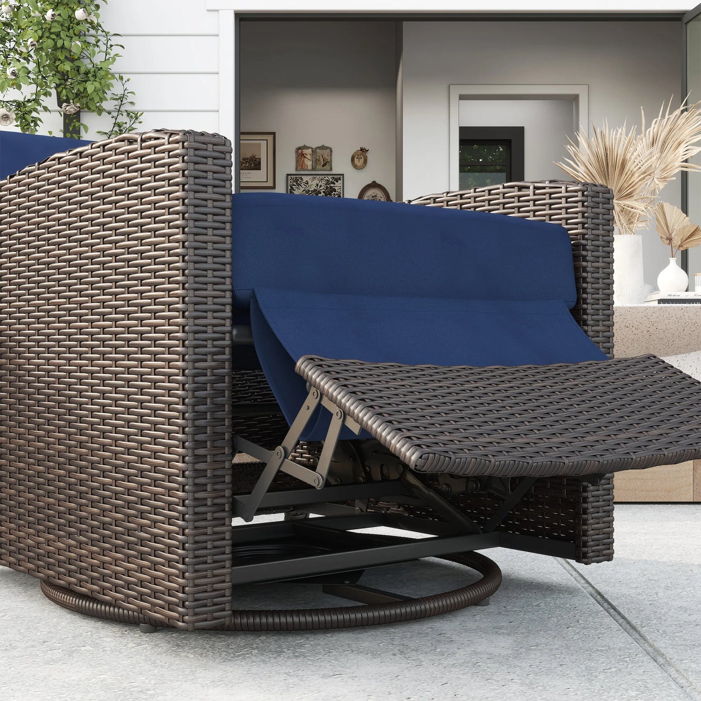 Reclining Rattan 360 °   Swivel Chair, Outdoor Patio Cushioned Recliner Dark Blue