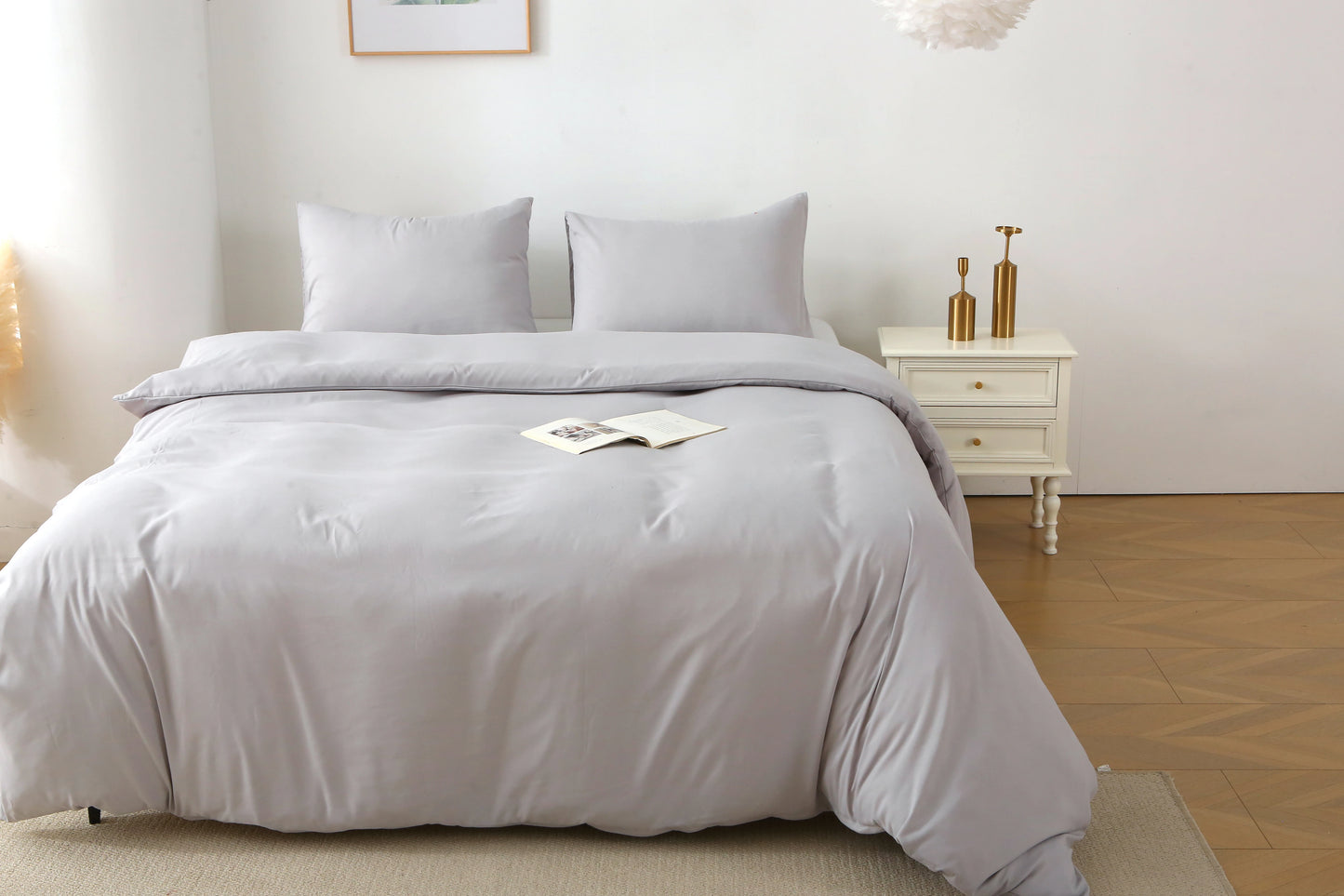 3 Pieces Solid Color Bedding Set with 1 Duvet Cover and 2 Pillow Shams, Comforter Not Included (Queen Size, Light Grey)
